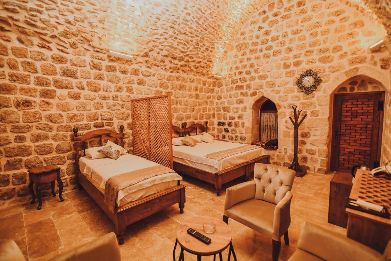 Hanedan Konagi Butik Otel Deluxe King Triple Room Anka Mardin Exterior foto