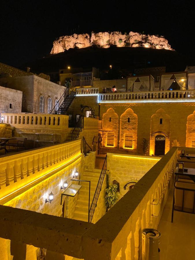 Hanedan Konagi Butik Otel Deluxe King Triple Room Anka Mardin Exterior foto